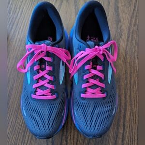 Ghost 15 Cushion 7.5 Black/Blue/Aruba Like New